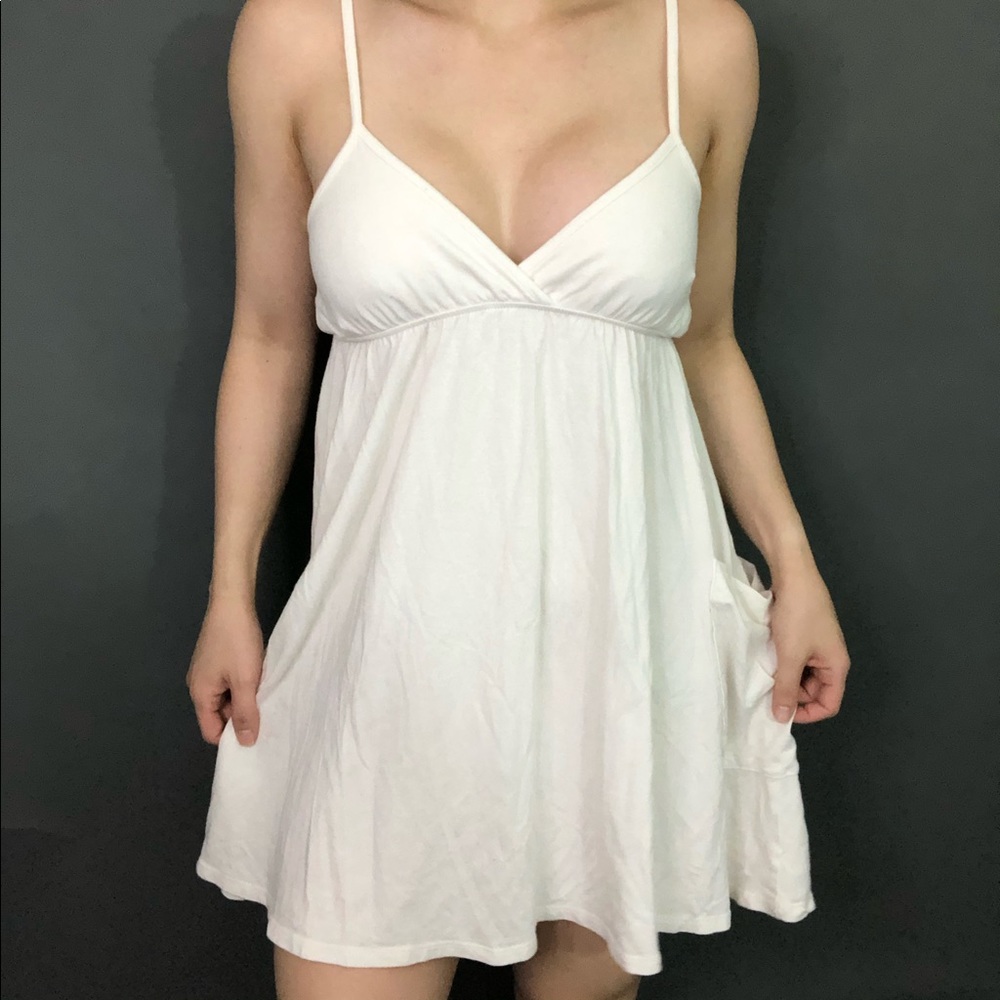 White casual dress with pockets